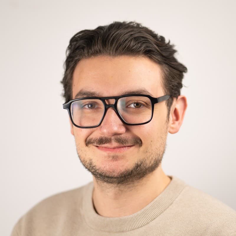 Maxi — Product Owner & Web Designer, NoviCogi Technologies